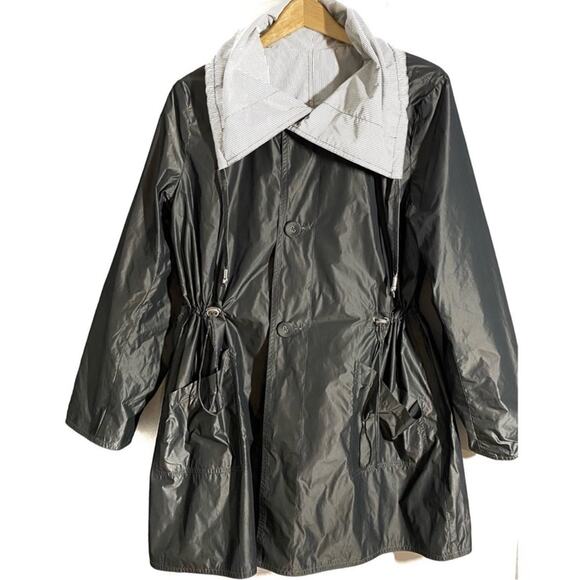 Chico’s Reversible White With Black Stripes Or Solid Black Jacket, Size 2/Medium - Picture 2 of 15